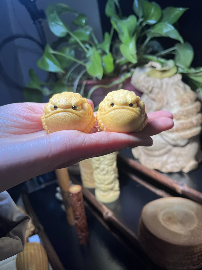 《精品》龙血金丝竹雕刻蟾王同款精工恶霸蟾两只