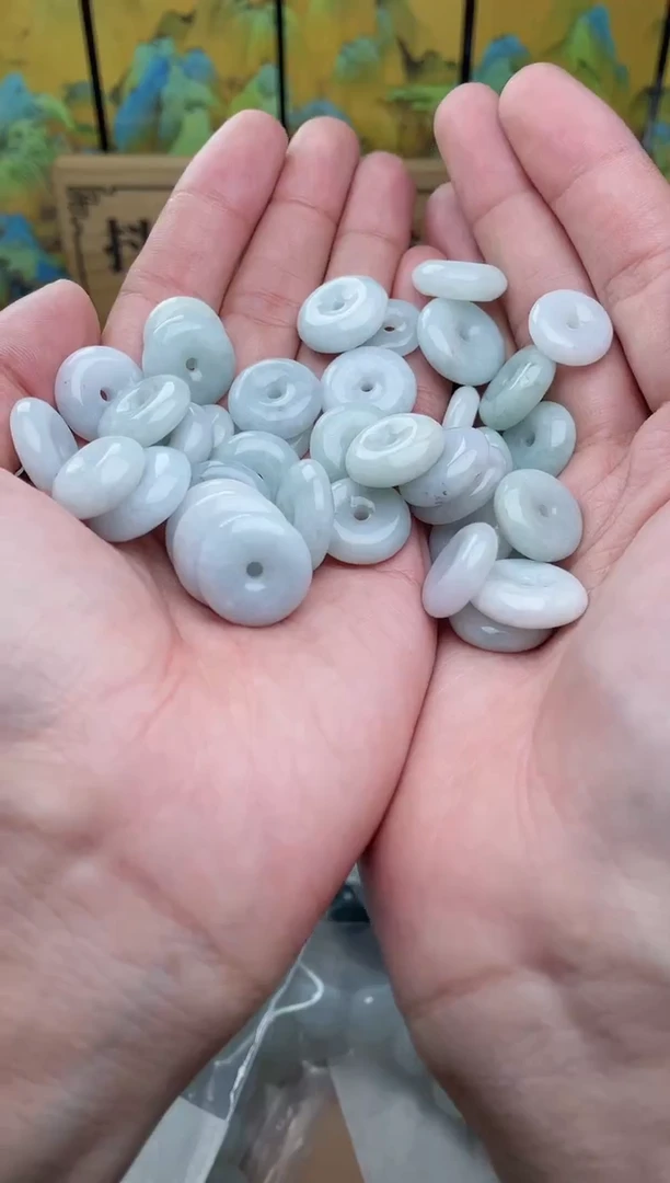 【闪购商品】翡翠其他未镶嵌平安扣  多样性发货