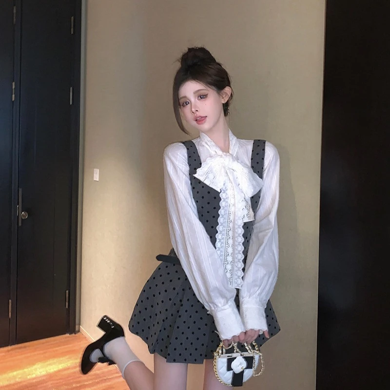 甜美减龄灰色波点收腰显瘦吊带连衣裙法式复古花边领结衬衫套装女