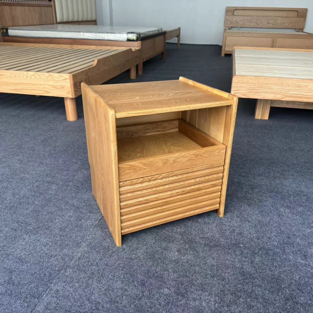 白橡木实木床头柜  落地款床头柜  滑轮床头柜