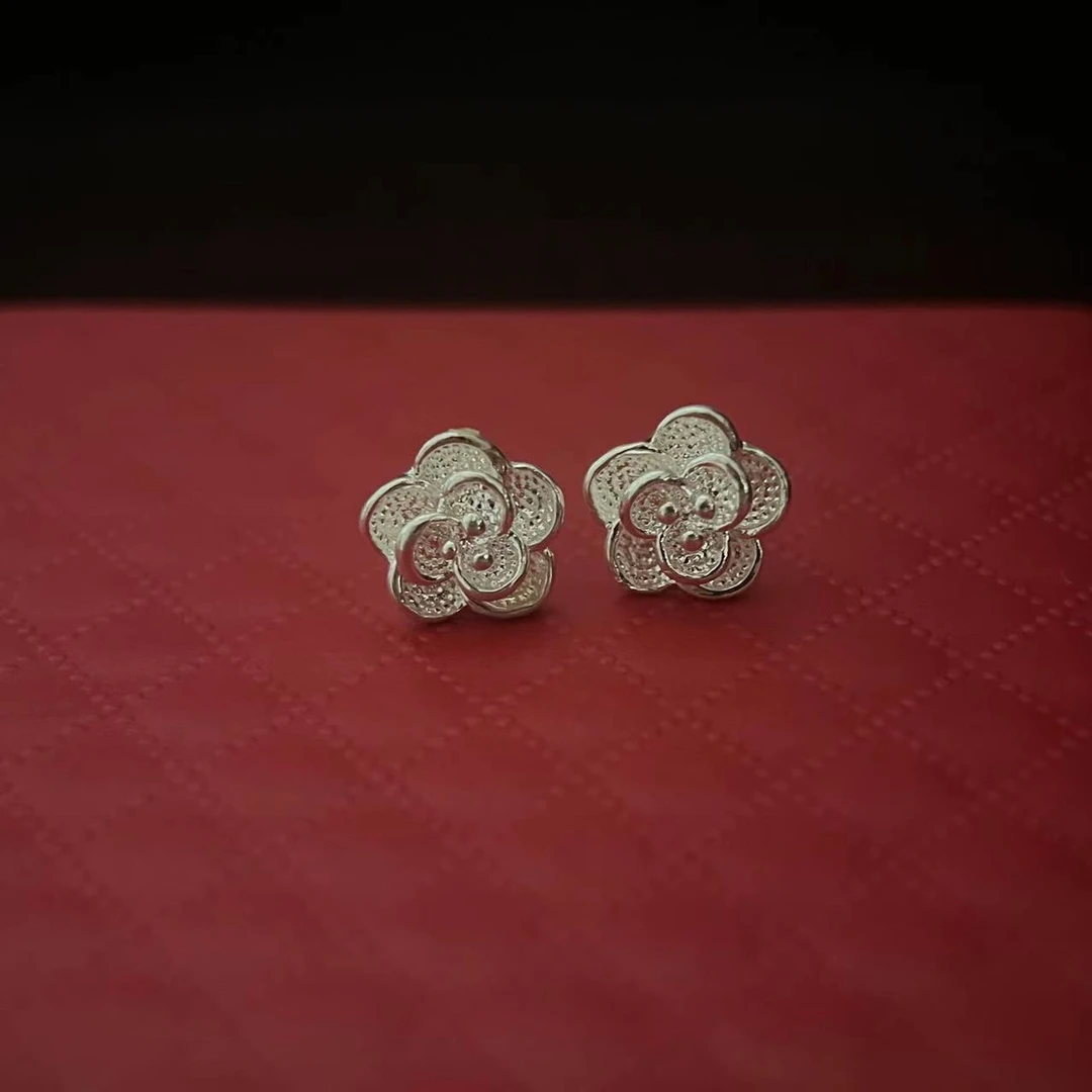 925银耳饰 银饰品耳饰S925银茶树花耳钉轻奢手工气质精致素款百搭