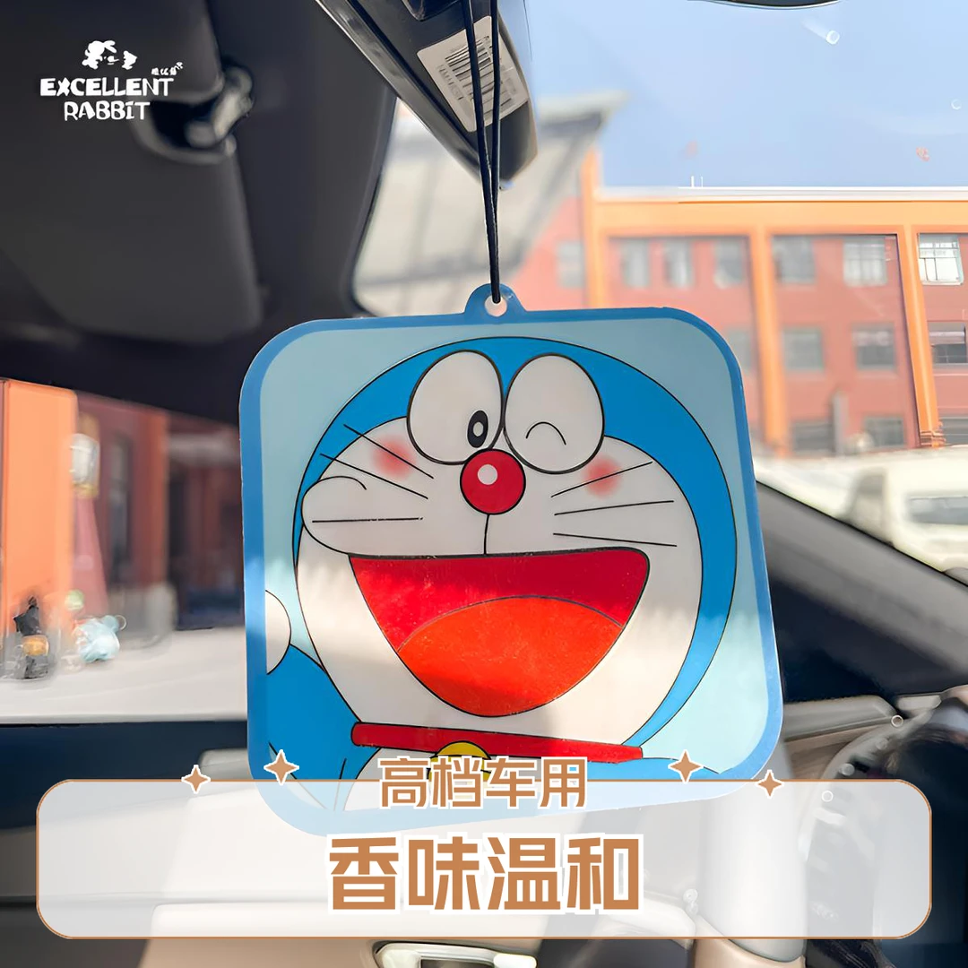 车载香薰片挂式香水哆啦A梦高档车用便携式小巧持久清新帕萨特