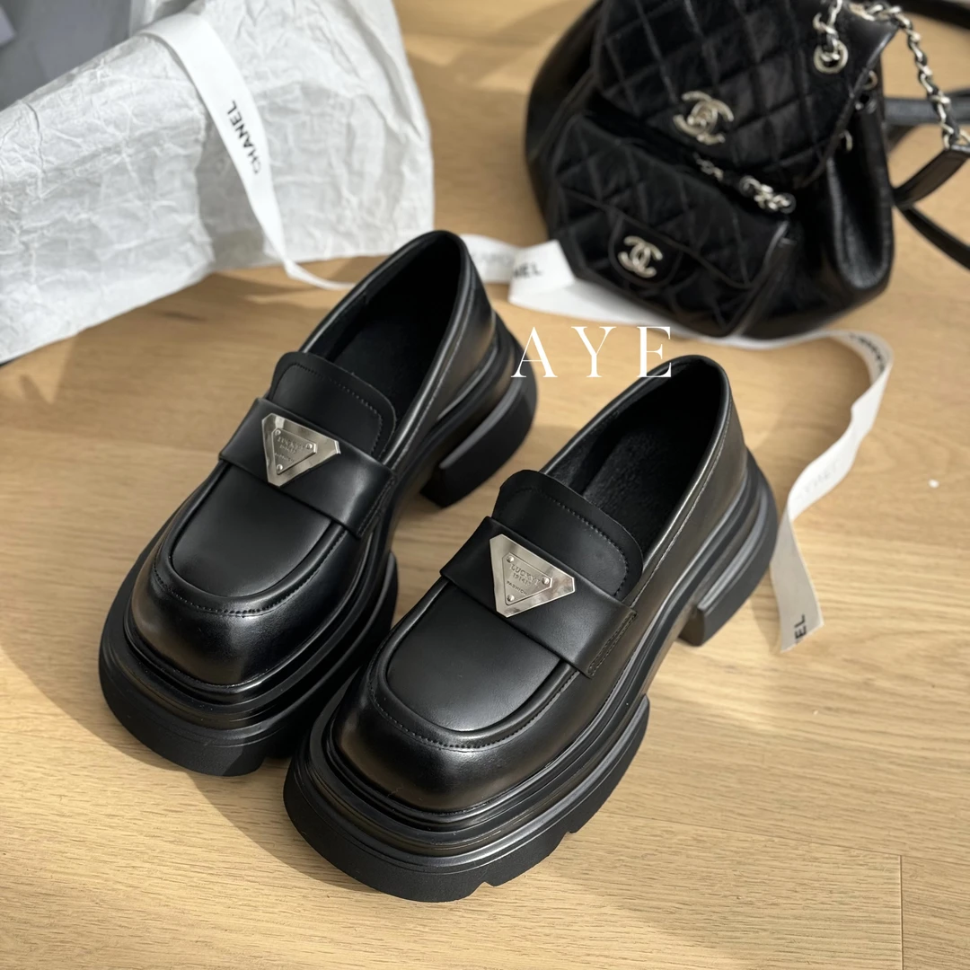 【AYE】23新款|小众设计款倒三角标厚底乐福鞋|时髦洋气百搭低帮鞋