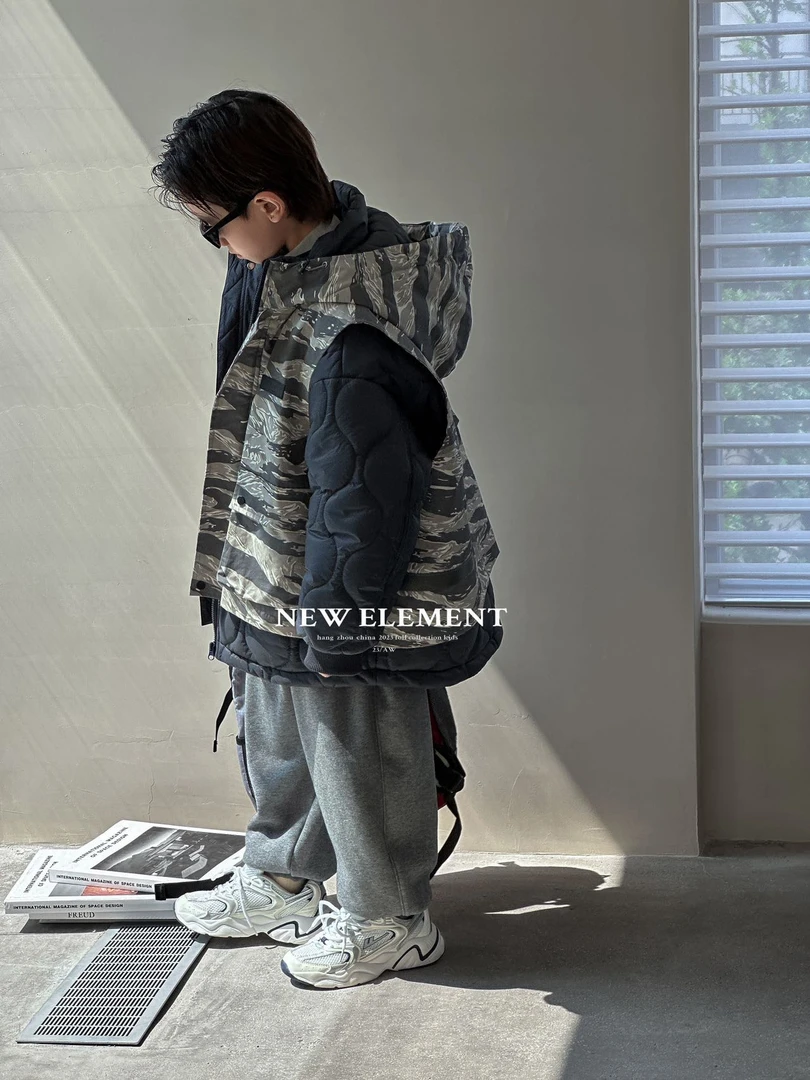 8096品牌冬款加厚外套藏青