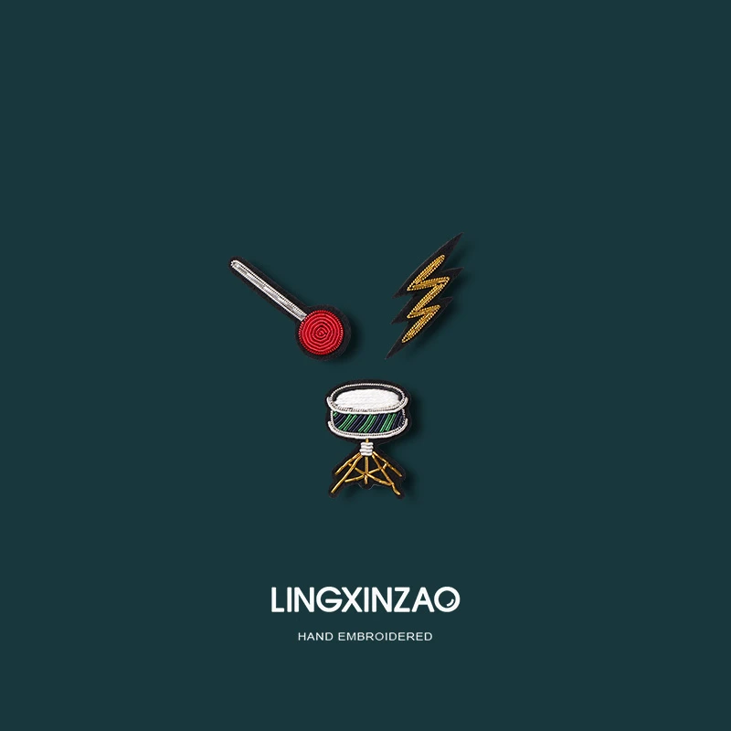 黄铜布艺胸针 手工刺绣音乐架子鼓胸针高档精致小众衣服别针配饰