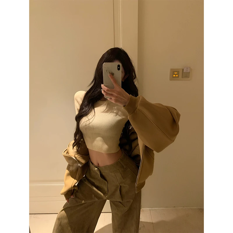 withmin白兔 秋日原野 辣妹短款针织修身显瘦长袖打底衫2411198