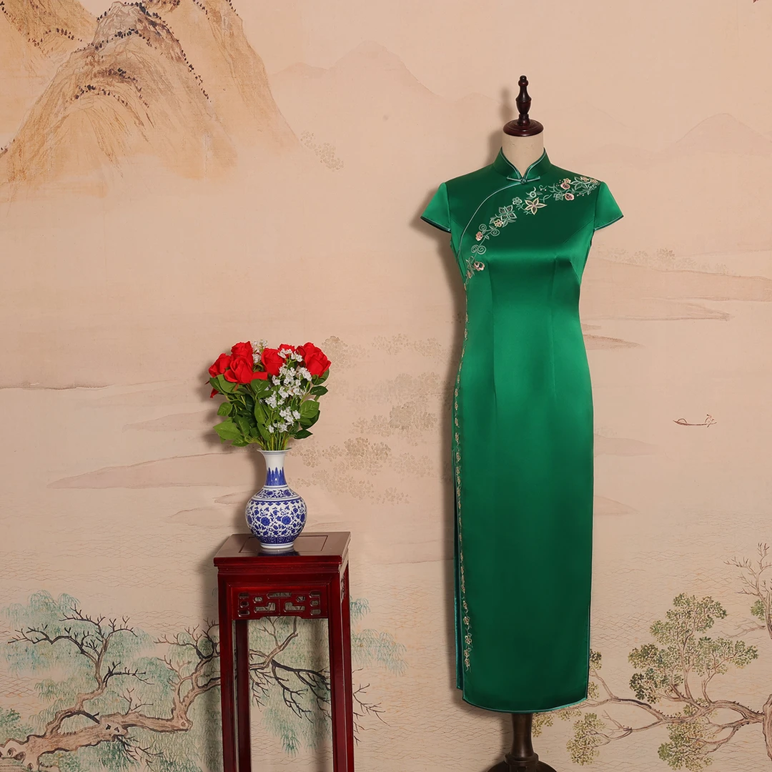 YUANZUEN/袁尊定制中国风旗袍墨绿桑蚕丝 手工翘边 手推绣花 走秀