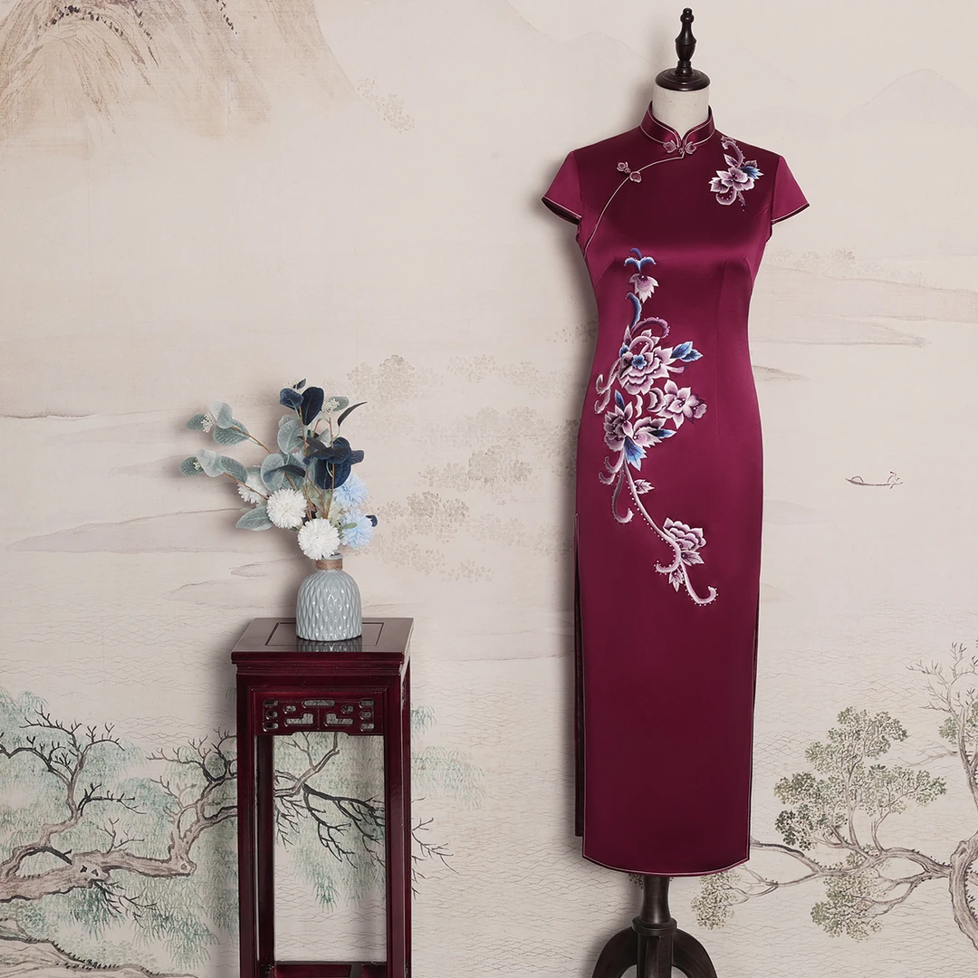 YUANZUEN/袁尊紫红色桑蚕丝 手工翘边 手推绣牡丹祥云花旗袍 高端