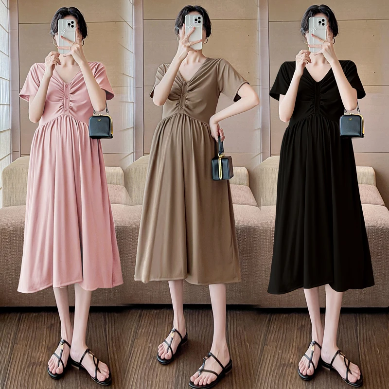 孕妇装夏季新款时尚宽松显瘦气质V领外出可哺乳中长款孕妇连衣裙