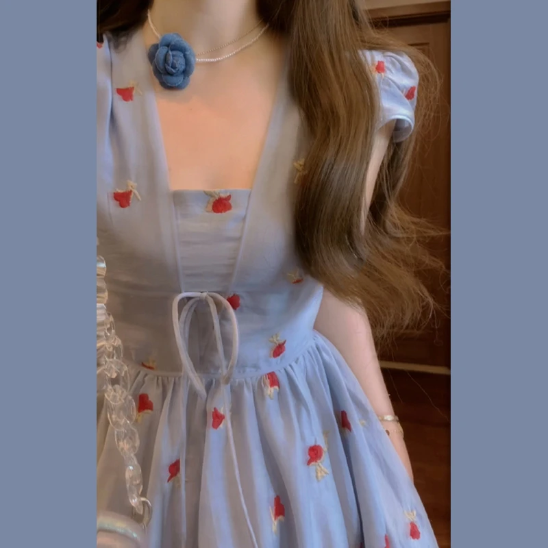 法式甜美蓝色碎花连衣裙子女夏季2025新款小个子独特绝美气质短裙