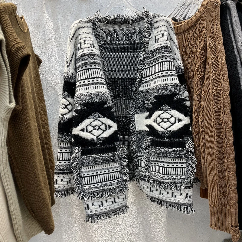 民族风慵懒中长款毛衣外套女秋冬新款流苏拼色减龄百搭针织开衫潮