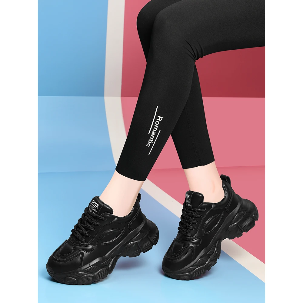 黑色真皮老爹鞋女2023秋季新款厚底运动鞋轻便软底旅游休闲鞋