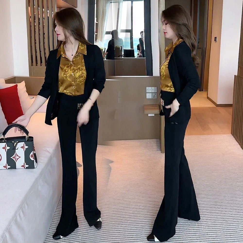 高档假两件衬衫女妈妈秋装拼接印花开衫长袖打底衫气质遮肚子上衣