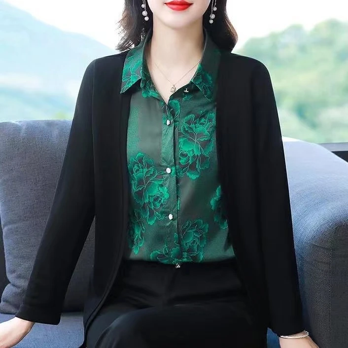 高档假两件衬衫女妈妈秋装拼接印花开衫长袖打底衫气质遮肚子上衣