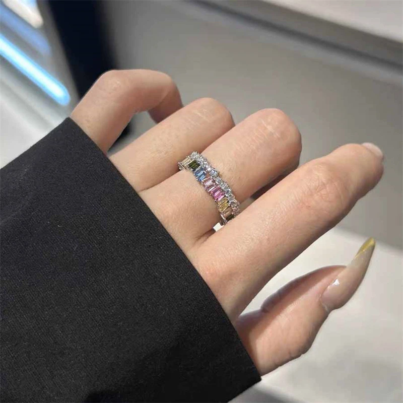 铜合金合成锆石戒指 A687 小众轻奢气质百搭简约糖果彩虹色闭口戒