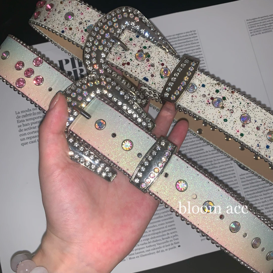 新款时髦小众彩色亮片渐变腰带水钻十字架甜酷美式百搭裤带皮带