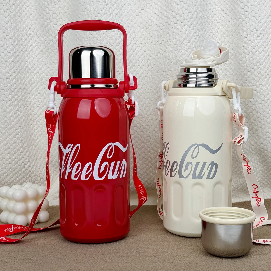 316不锈钢大容量保温杯ins超火新爆款学生简约时尚带盖背带提手红