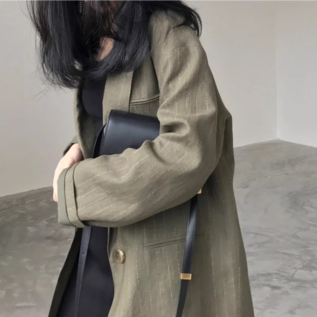 高级感苔绿西装外套女百搭复古小众韩版宽松休闲春秋网红质感西装