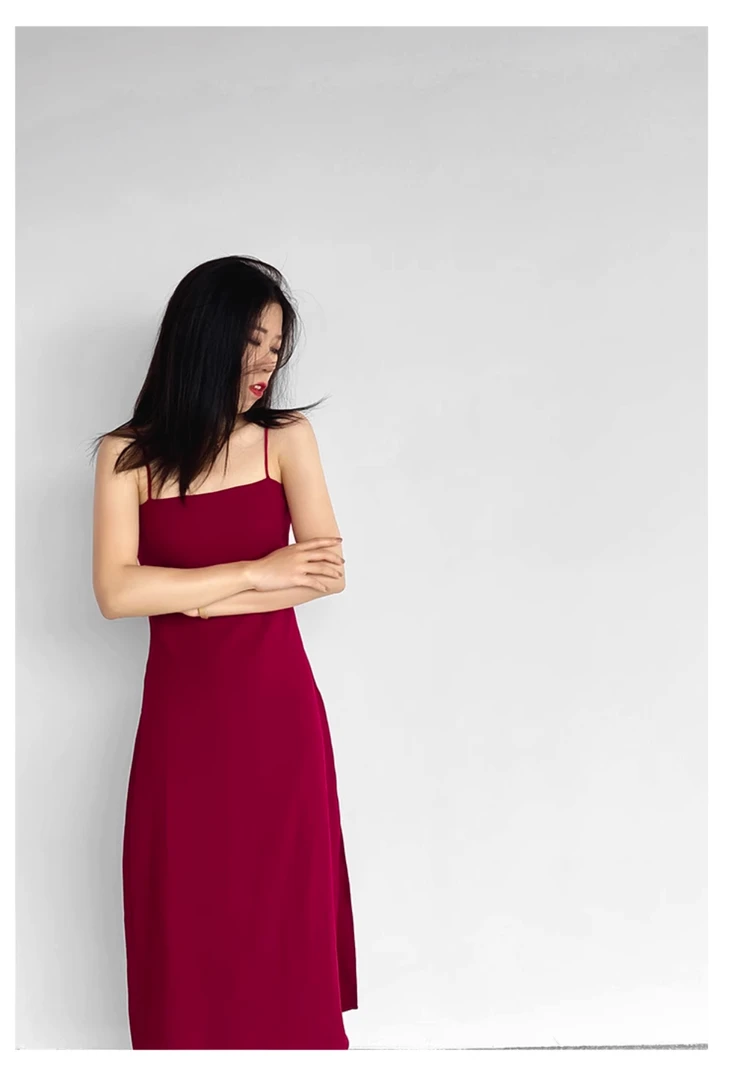 欧美法式吊带春夏气质内搭露肩显瘦锁骨a字开叉修身女装连衣裙