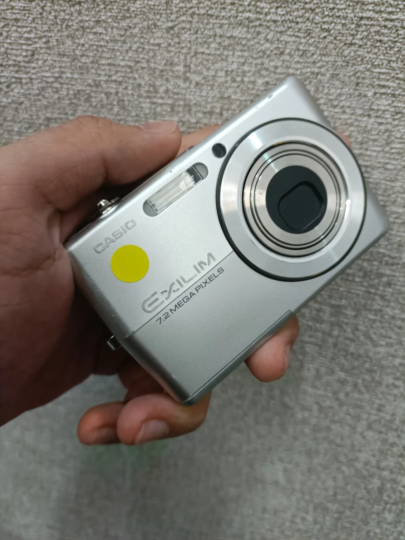 95新 Casio/卡西欧 z700数码相机ccd银色