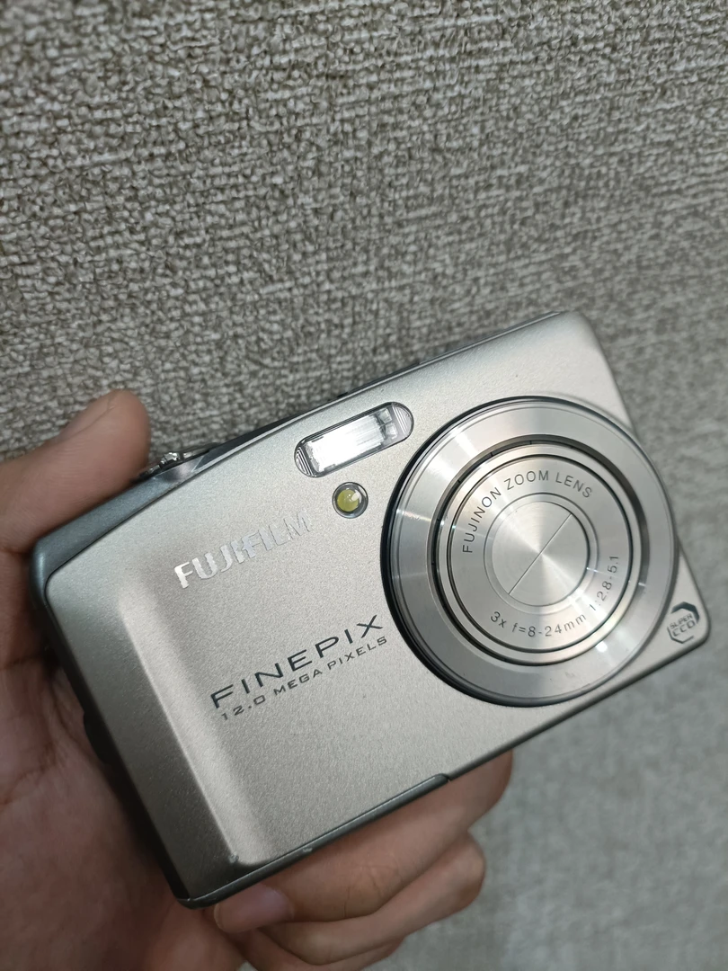 95新 Fujifilm/富士 F60数码相机ccd功能好