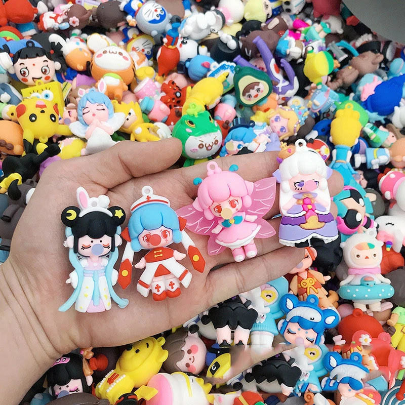 随机款小公仔玩偶