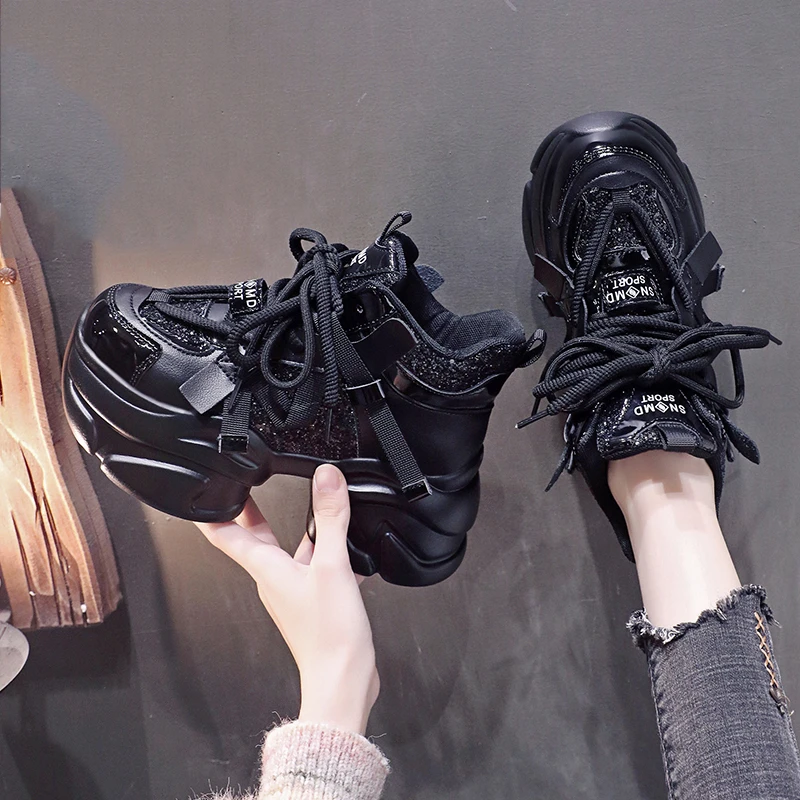 网红爆款黑色休闲老爹鞋女2025春秋新款透气百搭厚底增高运动鞋子
