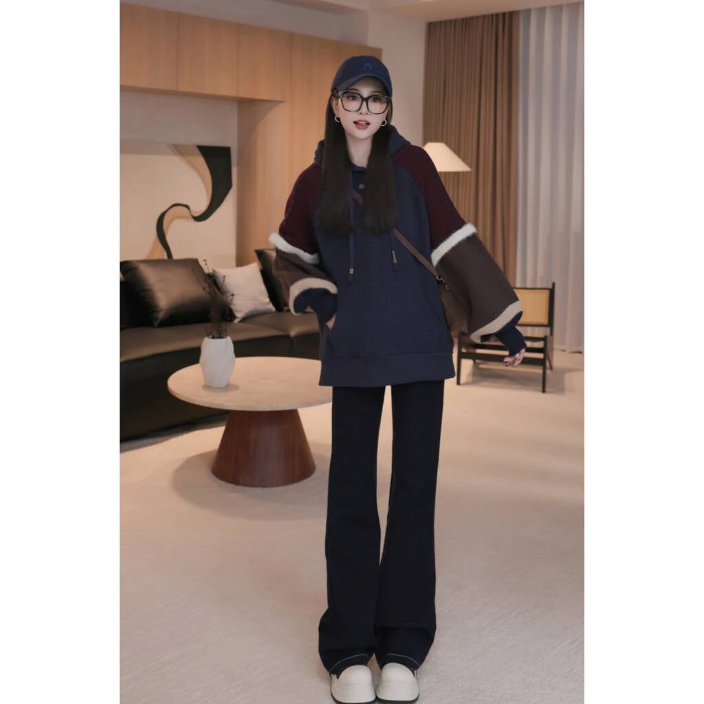 【温莎琴酒】B10758冬季新款时尚宽松设计感拼接毛衣袖连帽加绒卫衣