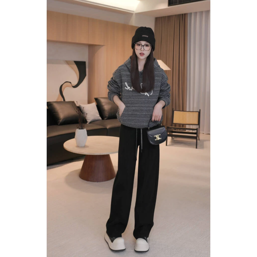 【鲁格林的珍藏】B10895冬季新款时尚洋气刺绣字母加绒条纹连帽卫衣