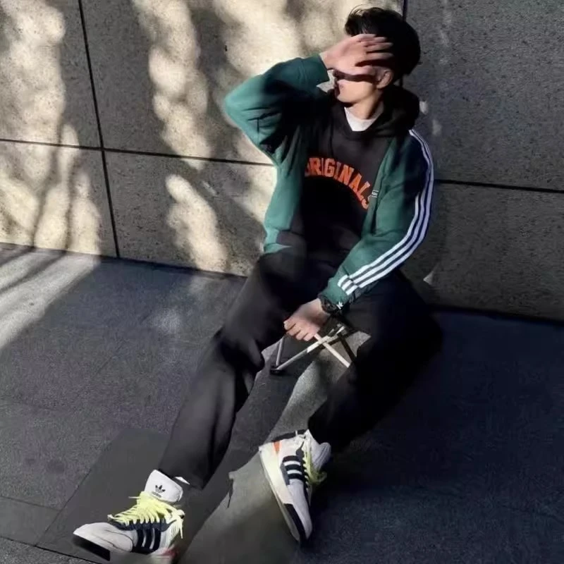 Adidas三叶草运动时尚休闲连帽宽松百搭卫衣套头衫HC0375