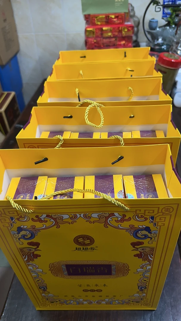 武夷山是大红袍百瑞香