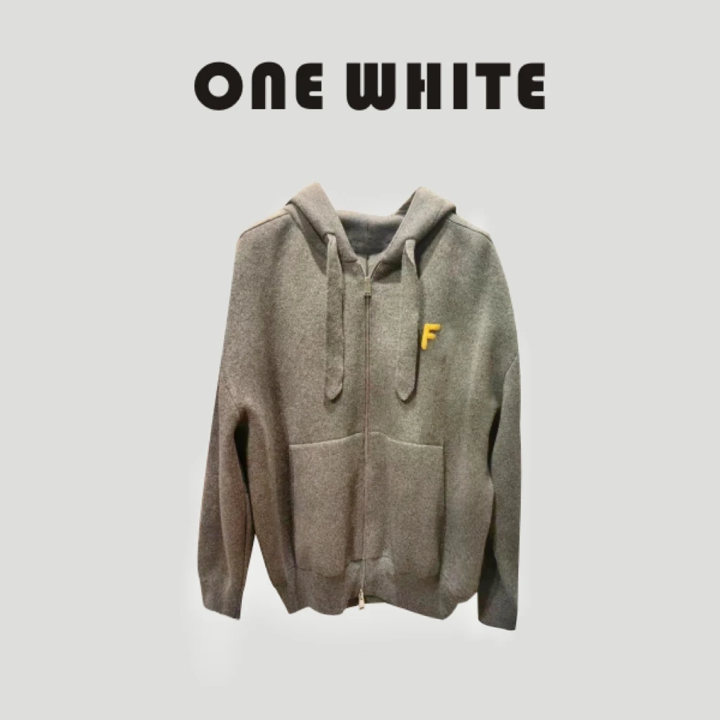 ONE WHITE2023年新款潮流T恤圆领休闲春106