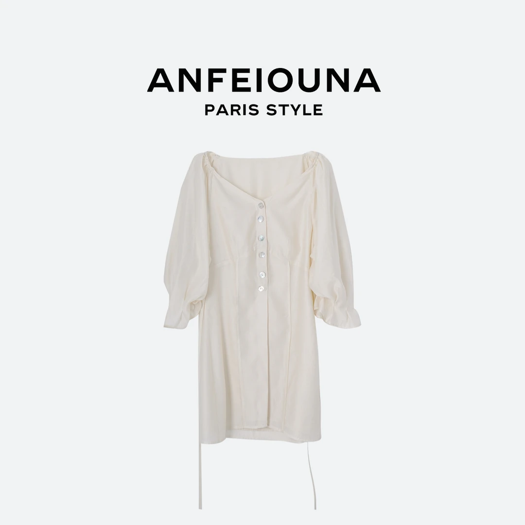 2025新款设计感时尚休闲初生白玫套装女士1215