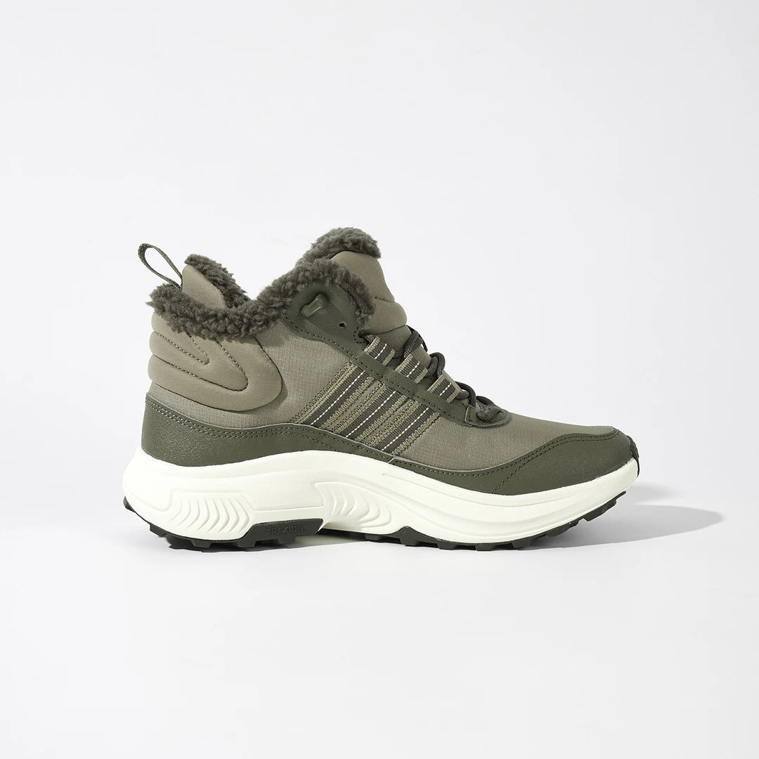 【冬季新款】阿迪达斯男子中帮加绒保暖防滑耐磨户外鞋JS3428[多色]