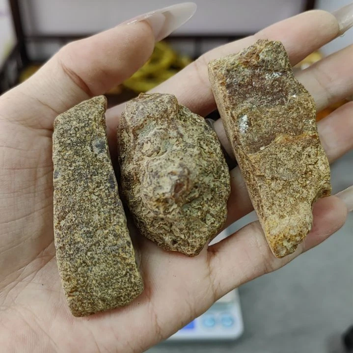 【闪购商品】定制琥珀未镶嵌五