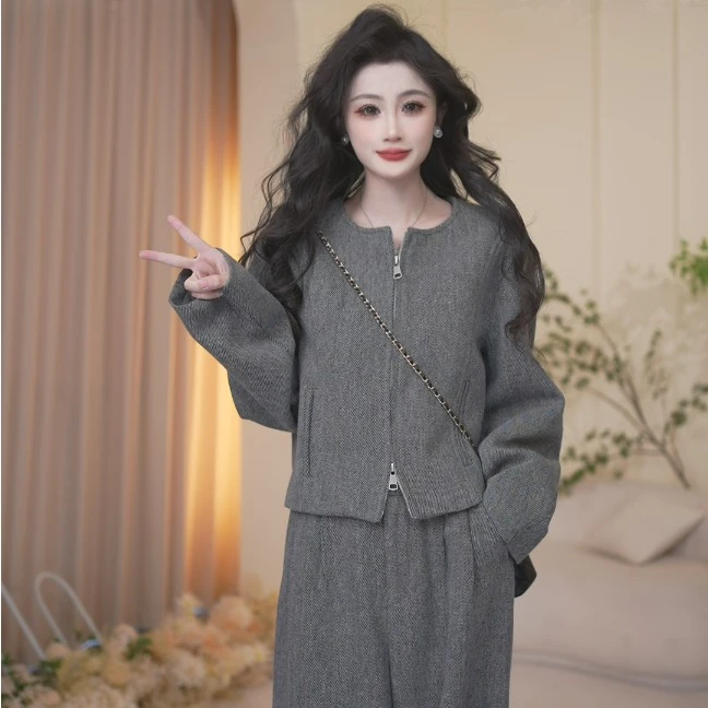 Basic House/百家好TS秋冬新款时尚百搭休闲套装宽松DQ904