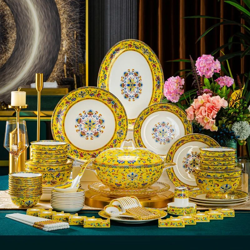 景德镇陶瓷碗碟套装珐琅彩骨瓷餐具套装高档家用碗盘摆台送礼奢华