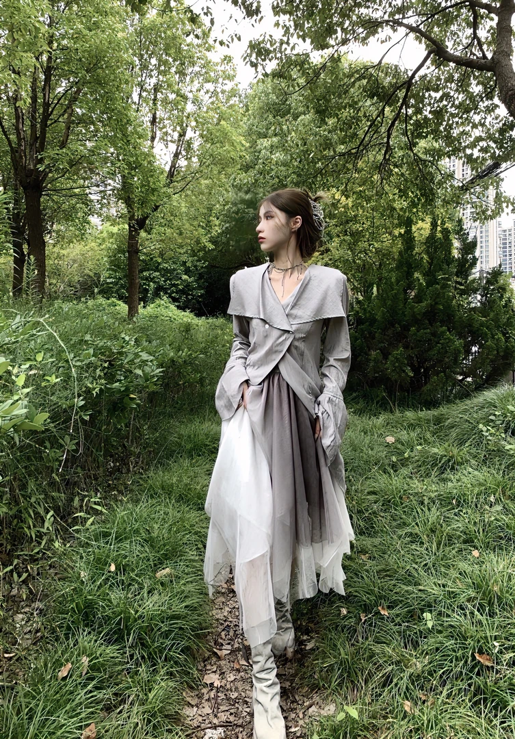 【生如夏花】大翻领设计感显马蹄袖褶皱衬衫