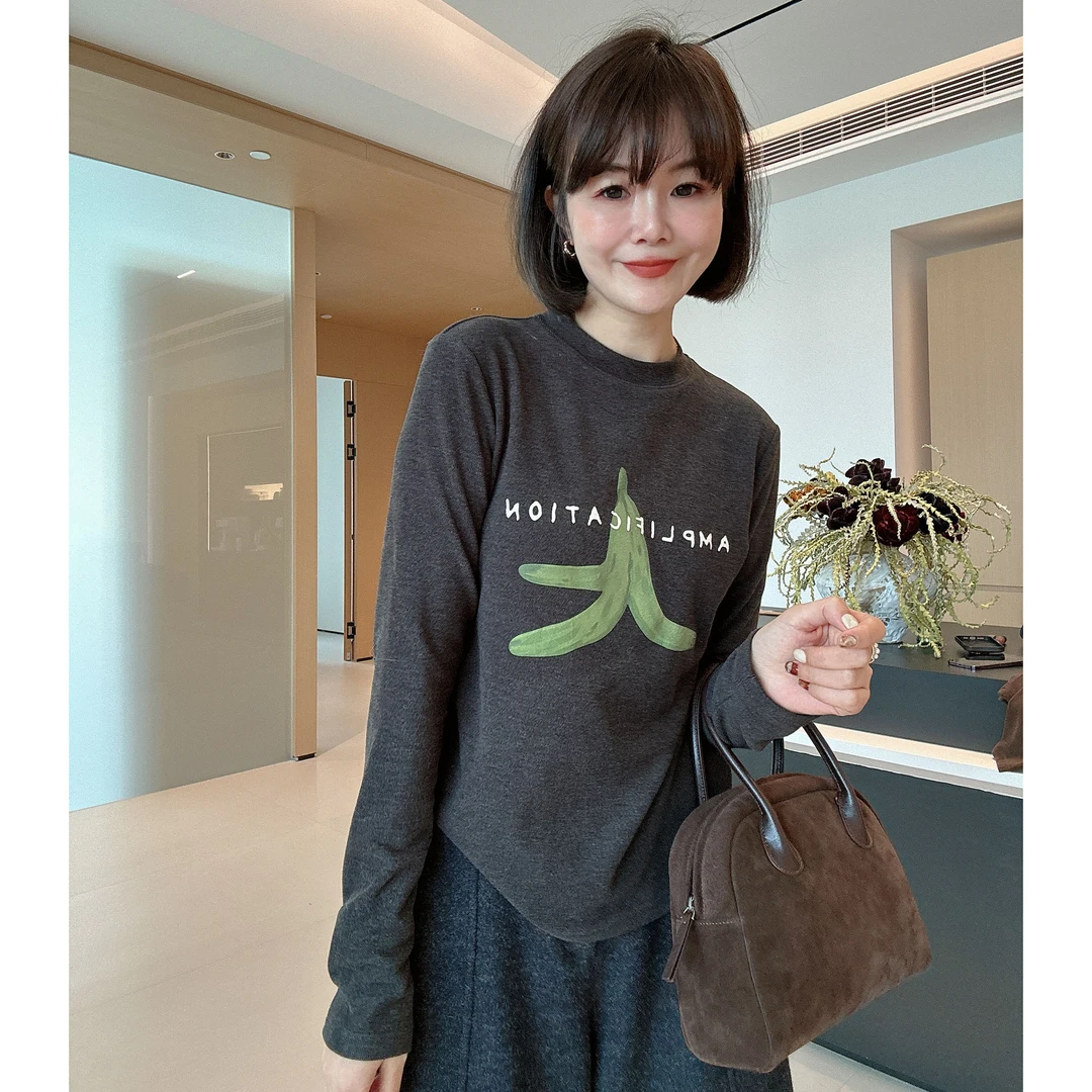 冬季磨毛香蕉字母正肩时尚休闲长袖圆领T恤打底衫