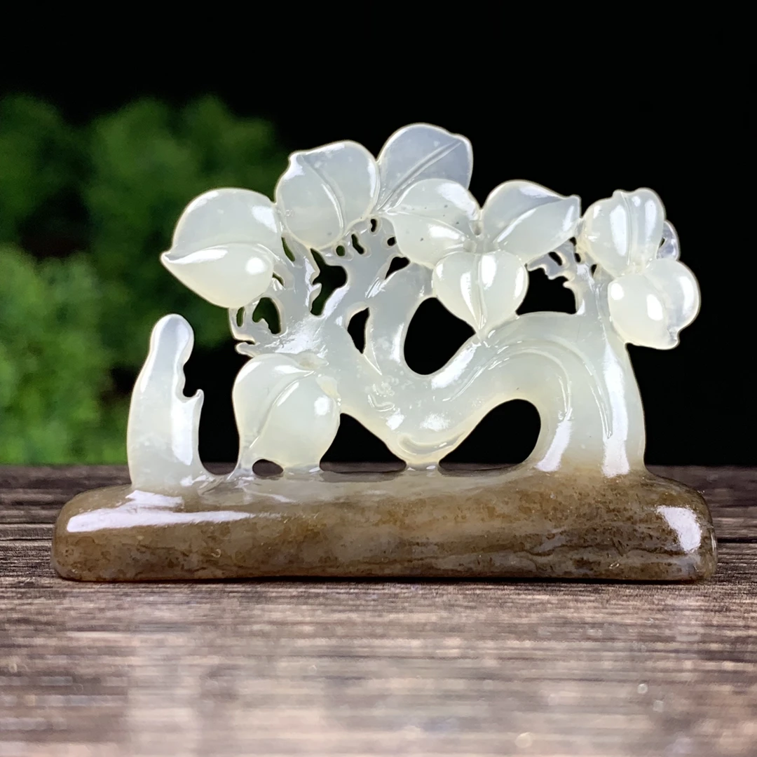 天然新疆和田玉俏色巧雕悟道摆件尺寸52*36*13重量18克