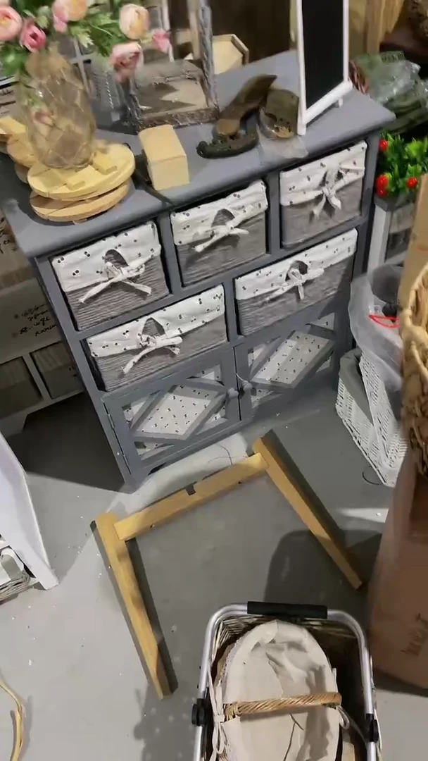 【闪购商品】灰色多抽斗柜
