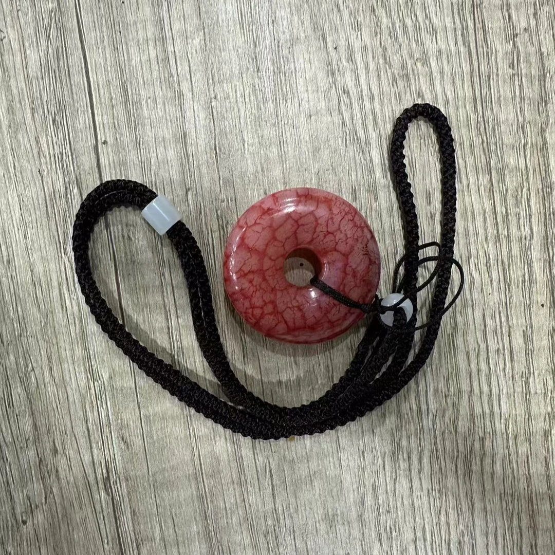 A113 鸡血石平安扣吊坠 直径4.2cm