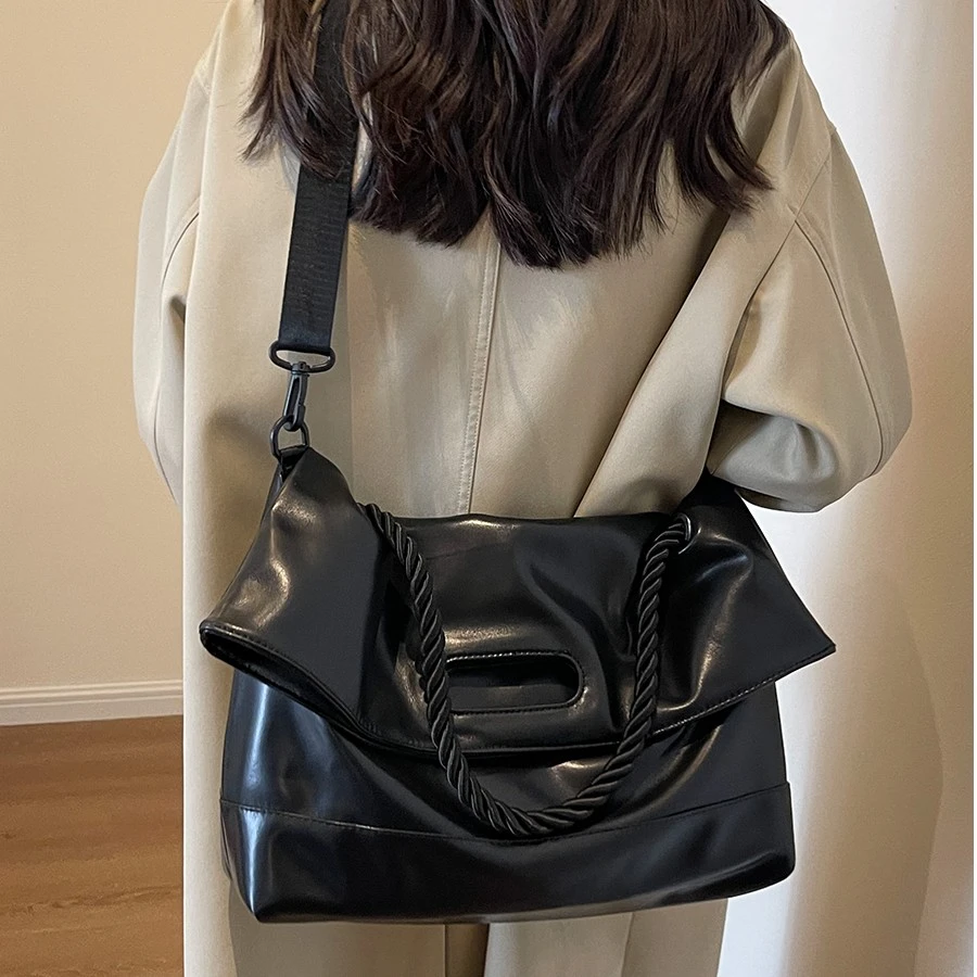 秋冬包包休闲通勤大包软皮单肩包女款托特包包包出行高级感大包