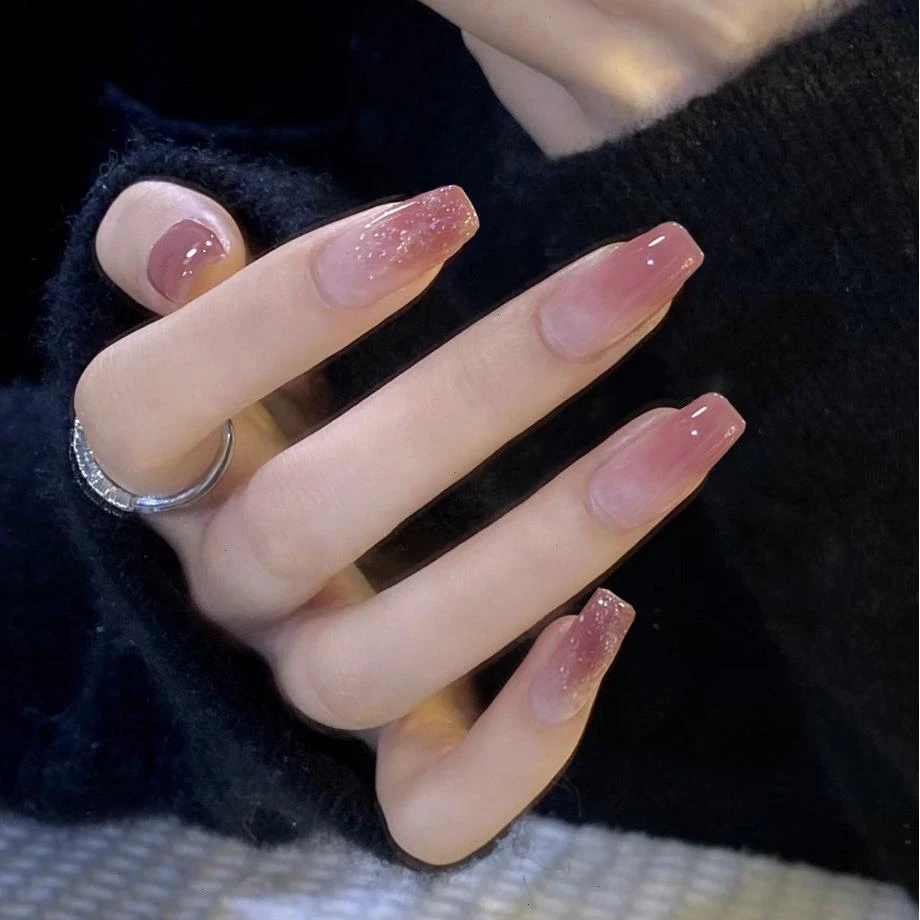 中长梯蜜桃碎闪假指甲片温柔穿戴甲甲片美甲贴片银闪渐变指甲贴片