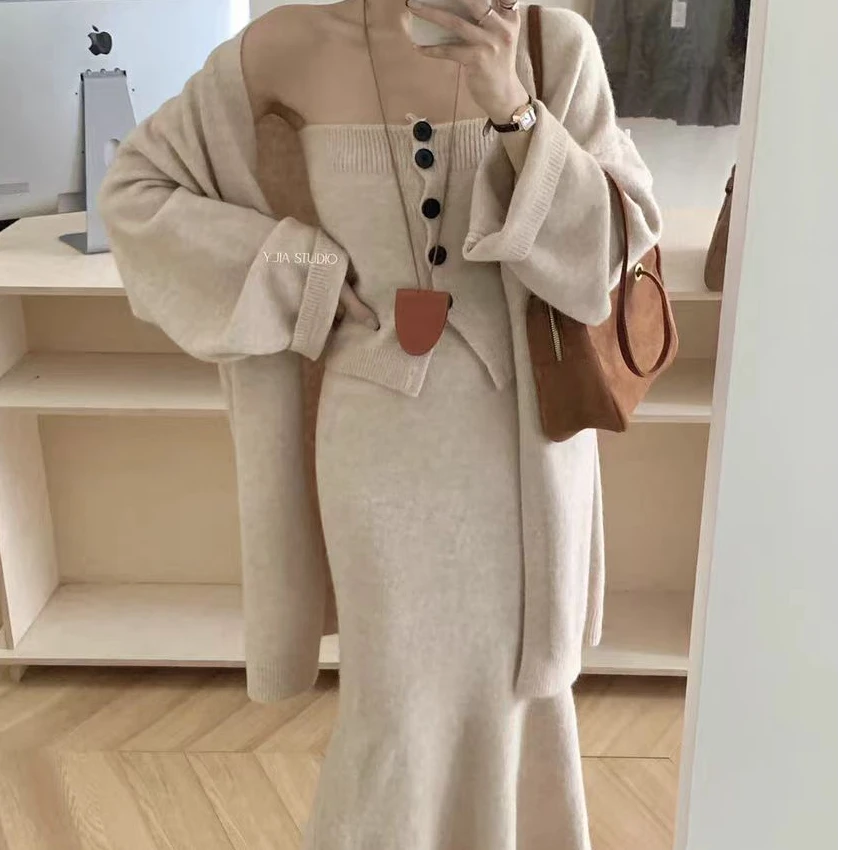 韩剧女主秋冬时尚穿搭背心抹胸针织毛衣外套半身裙套装