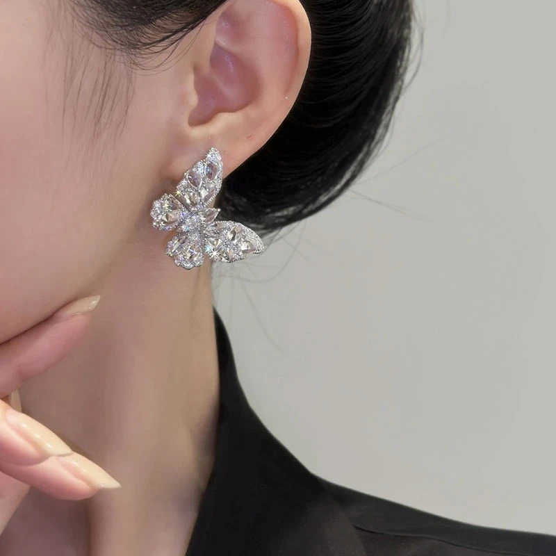 合金合成锆石耳饰 满钻蝴蝶耳钉设计感耳环气质百搭高级感耳饰144