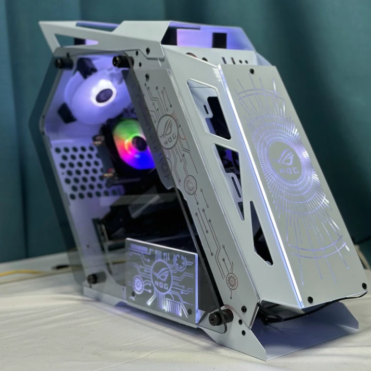 95新   i5 12代12400F 16G内存500G固态2060显卡游戏设计通吃主机