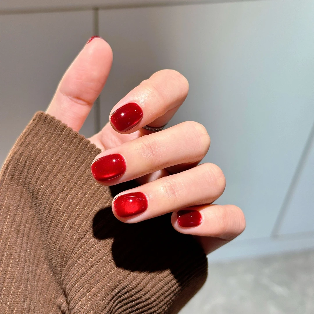 勃垦地红宝石｜李里纯手工穿戴甲新年红宝石猫眼圣诞显白穿戴式