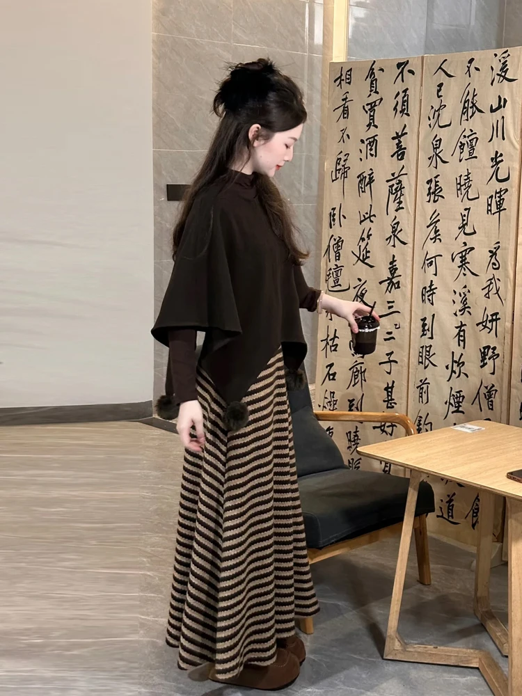 2024新款复古慵懒风不规则套头针织斗篷套装搭配半身裙显瘦三件套