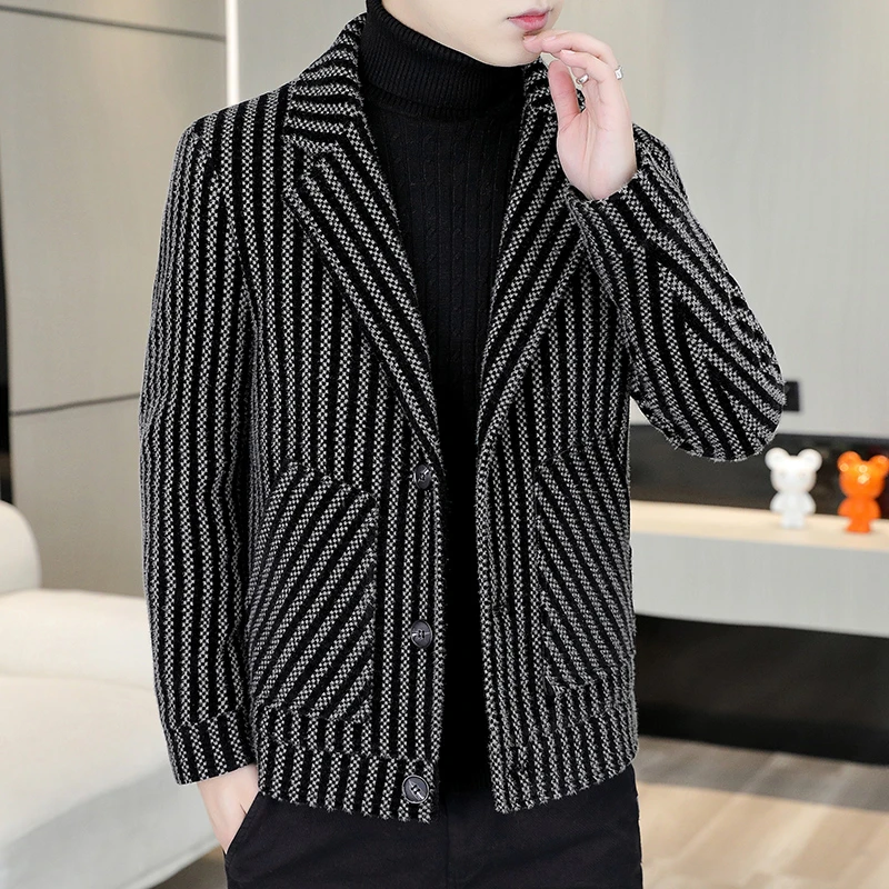 秋冬季青年商务西装领毛呢大衣条纹外套男士韩版修身短款呢子单西